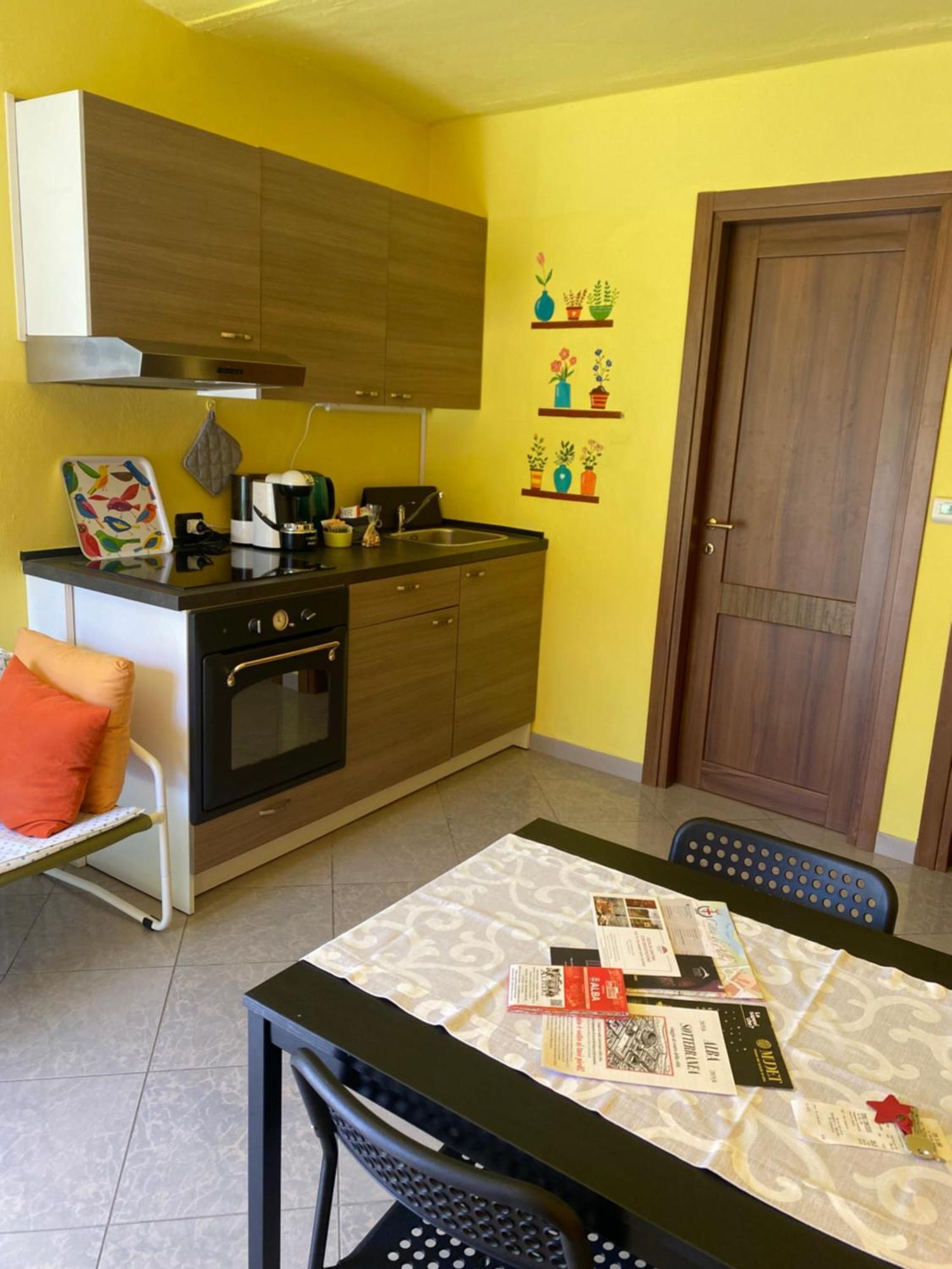 Casa In Langa Apartment อัลบา ภายนอก รูปภาพ