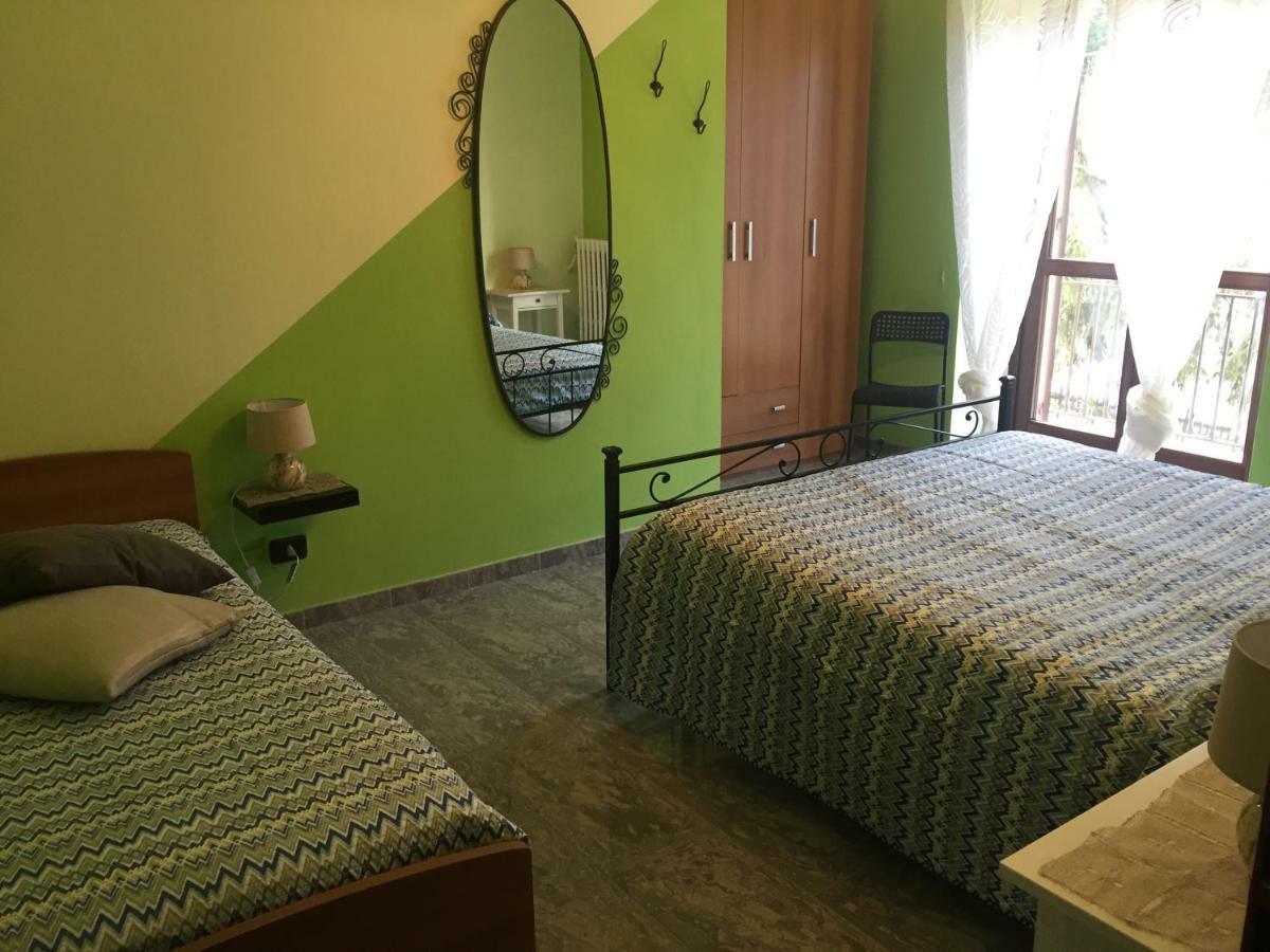 Casa In Langa Apartment อัลบา ภายนอก รูปภาพ
