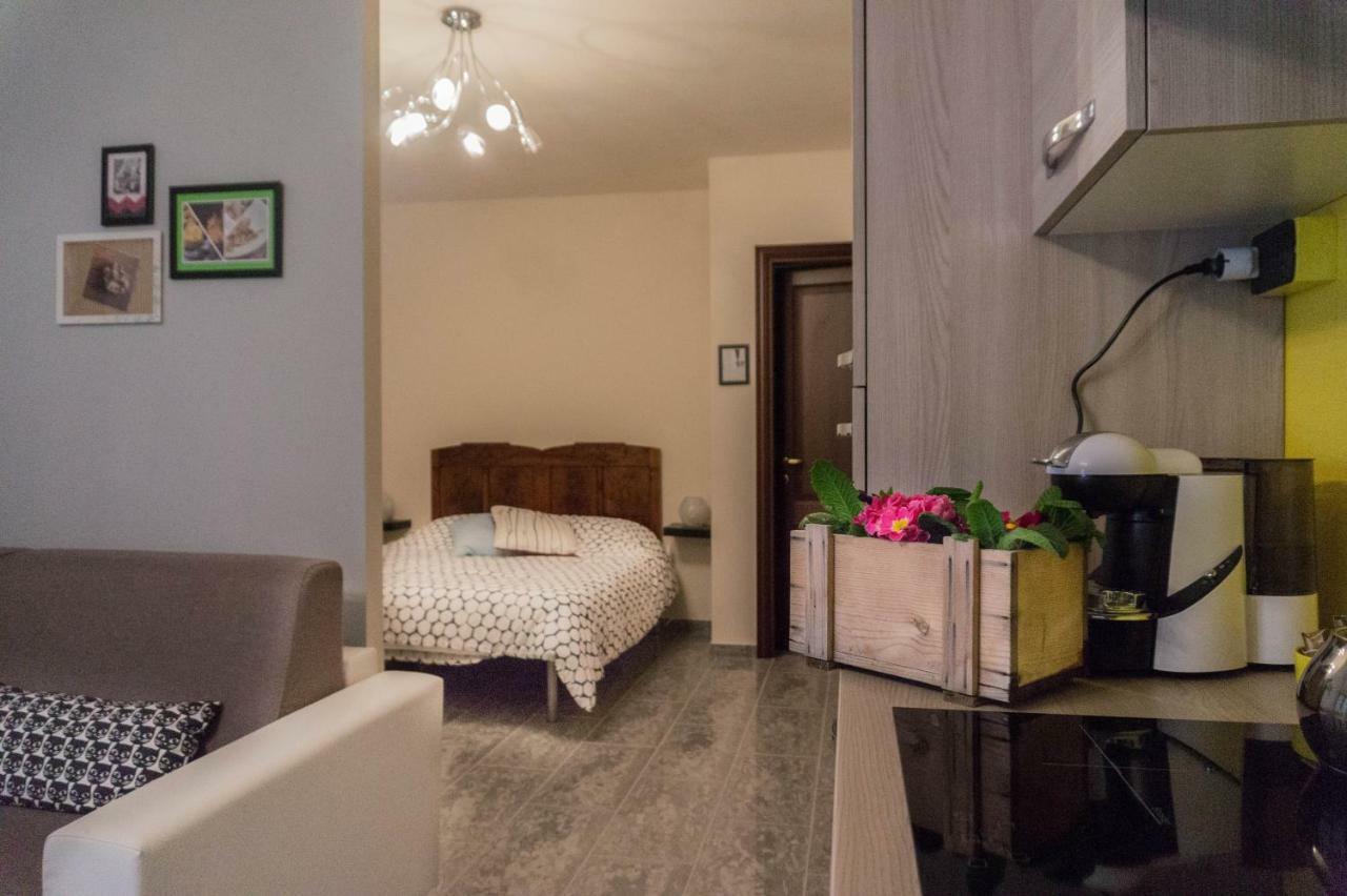 Casa In Langa Apartment อัลบา ภายนอก รูปภาพ